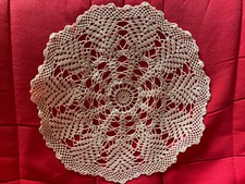 Très beau napperon rond - breton - dentelle grande finesse 30 cm