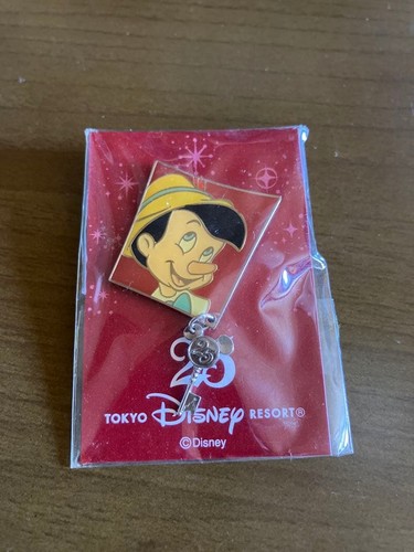 Badge épingle disney - badge,