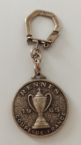 Porte clés football stade - porte-clés,