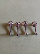 PEUGEOT 201 / 301 et dérivé Jeu de 4 poignées chromées de remonte vitre.