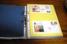 Lot de 56 Enveloppes illustrées et oblitérées Premier Jour. Classeur neuf