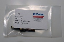 Mopar NOS Porte Jamb