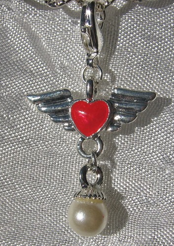 V442 charm coeur - charm, rouge