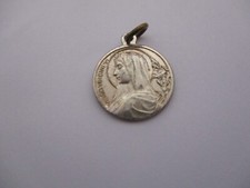 ANCIENNE MEDAILLE RELIGIEUSE VIRGO VIRGINIUM GROTTE N.D DE LOURDES