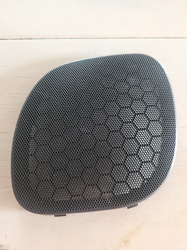 Grille haut parleur enceinte - haut,