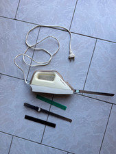 COUTEAU ELECTRIQUE MOULINEX AVEC 2 * 2 COUTEAUX - BON ETAT - FONCTONNE