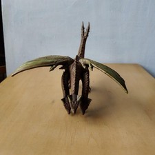 Figurine dragon à trois