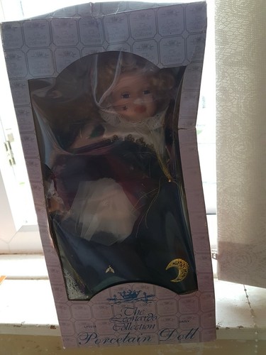 Poupées porcelaine leonardo - poupées,