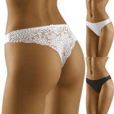 String sexy femme Wolbar