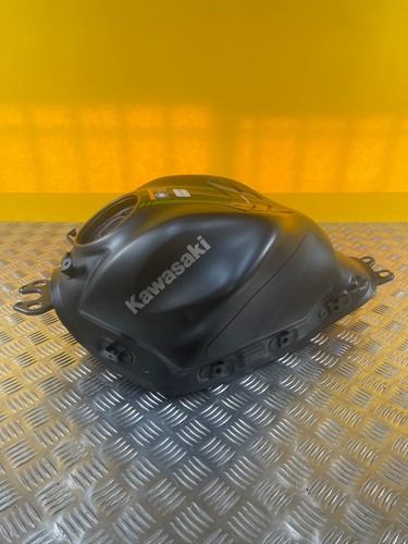 Réservoir carburant pour - réservoir,