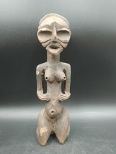 Statuette bois LUBA HEMBA RDC