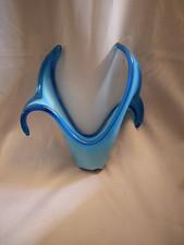 TRES BELLE COUPE , CENTRE DE TABLE EN CRISTAL