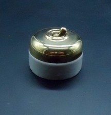 Ancien interrupteur porcelaine