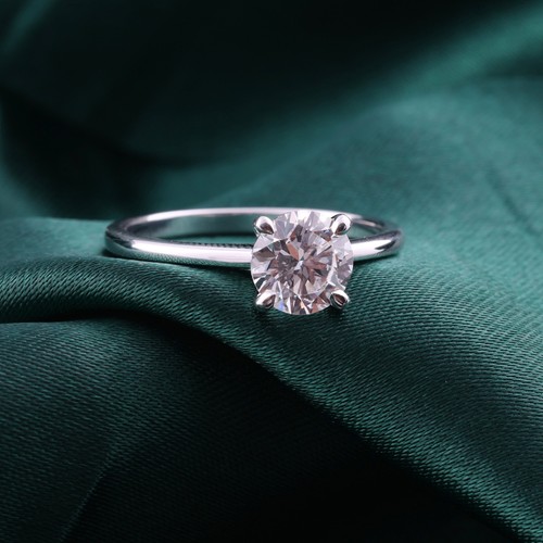 Bague solitaire diamant rond - diamant,
