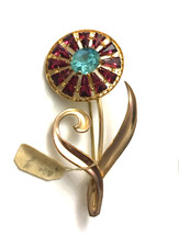 Grande Broche métal doré