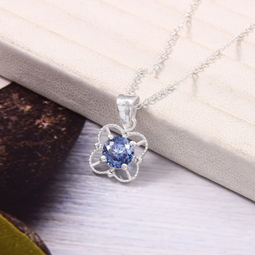 Pendentif saphir bleu - saphir, naturel