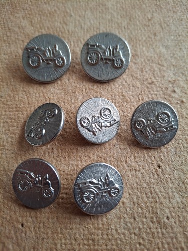 Boutons anciens metal - anciens,