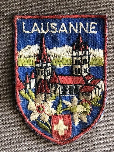 Scoutisme ancien insigne - :,