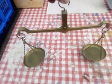 petite balance à suspendre