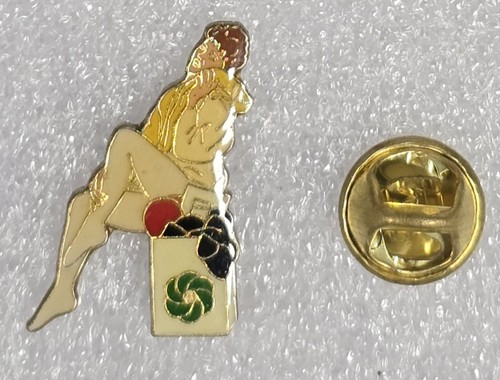Pins pin phildar femme jolie - pin's,