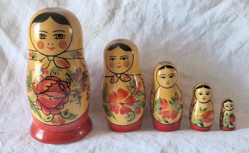 Rare petite poupée russe - russe, ht