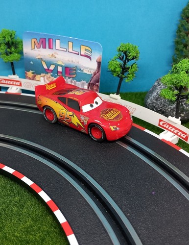 Voiture pour circuit carrera - voiture,