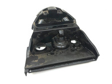 CARÉNAGE SOUS LA SELLE CACHE