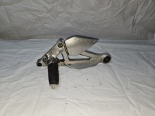 PLATINE REPOSE PIED GAUCHE YAMAHA XJ6 XJ600 N XJ6N DIVERSION 1998 (92-03)