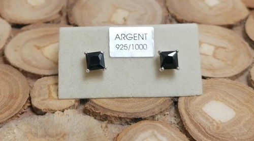 Boucles oreilles oxydes de - d'oreilles,