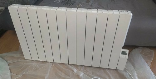 Radiateur electrique inertie - radiateur, a
