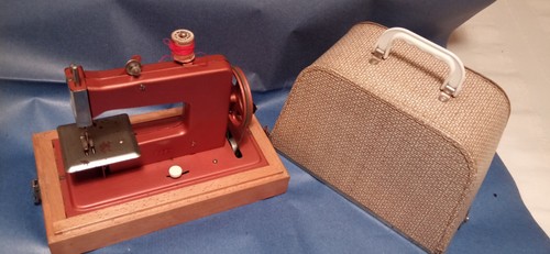 Jouet ancien machine - jouet, coudre