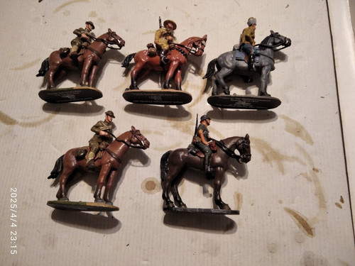 Lot soldats cheval plomb - lot,