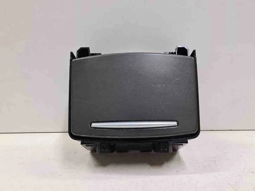 Audi 4a2 porte - a6, porte-gobelet