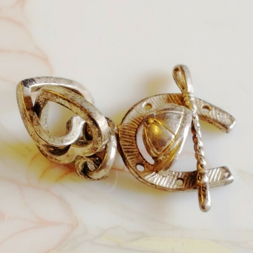 Pendentif fer cheval porte - fer, à