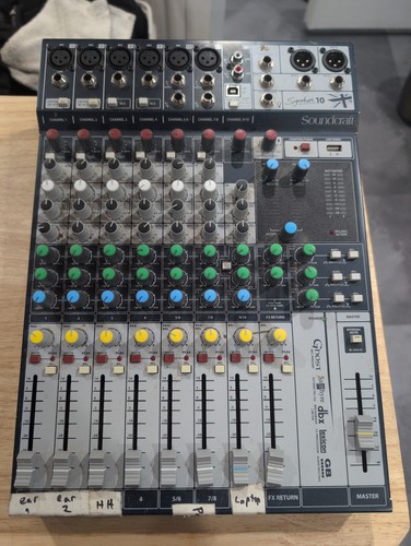 Soundcraft signature analog - signature,