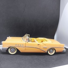 Buick century cabriolet rose 1955 Solido 1/18  n° 8086 modèle original