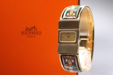 avec boîte [presque comme