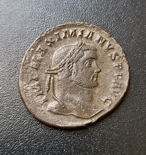 C0706 grand follis maximin - follis,