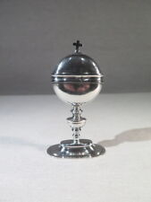 TRIOULLIER ANCIENNE TRES JOLIE CUSTODE SUR PIEDS SAVONETTE ARGENT MASSIF CROIX