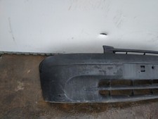 enjoliveur pare-choc avant