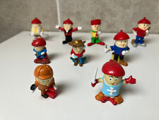 Courtepaille - ensemble de 9 vieilles figurines Paillou - France