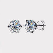 Stud Earrings, VVS1 Moissanite