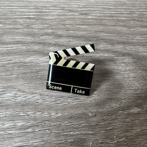 Pin clap fin éditions - fin,