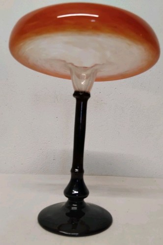 Coupe bijoux sur pied - coupe,