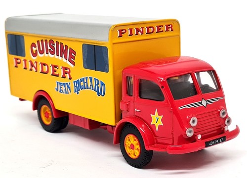 Corgi renault faineant - 1/50,