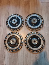4 Enjoliveurs Robergel Occasion A Nettoyer diamètre 33.6 Cm