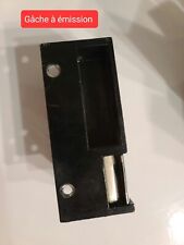 Gâche électrique en applique