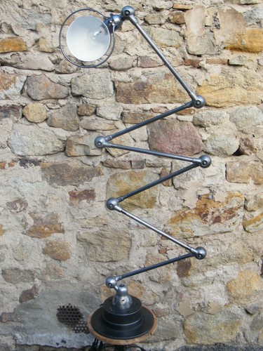 Beautiful arms jielde lamp - beautiful,