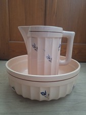 Ancien Ensemble De Toilette