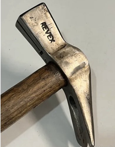 Outil ancien marteau arrache